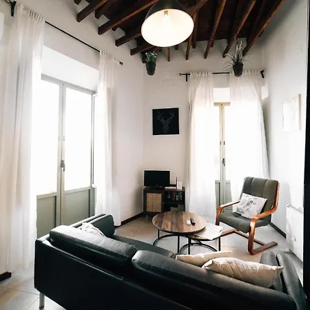 Grama Apartment *